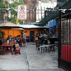 Papacitos, Greenpoint