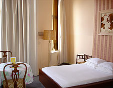 We heart the Hotel Bema in Amsterdam