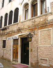 Casa Querini, Venice