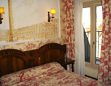 Familia Hotel, Paris