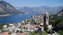 Wandering Cheapo: Climbing to the Top of Kotor