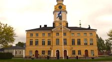 From St. Petersburg to Helsinki, by bus