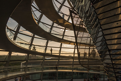 dome with glass walls of the https://www.flickr.com/photos/infomastern/27950723755/