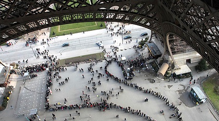 Eiffel Tower lines